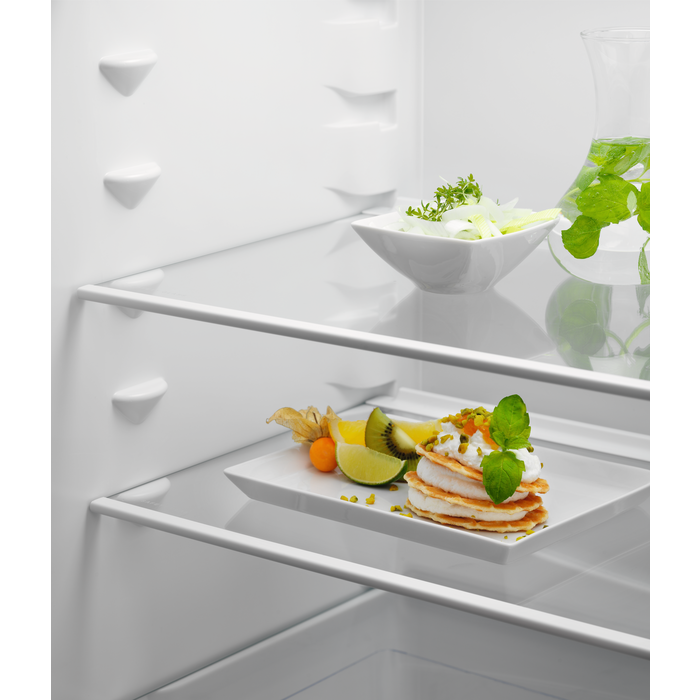 Zanussi - Combi frigo/congélateur encastrable - ZNLN18ET1